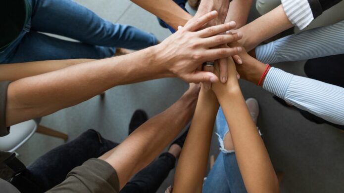 Aktywne angażowanie: pytaj, pochwal, usuwaj blokery